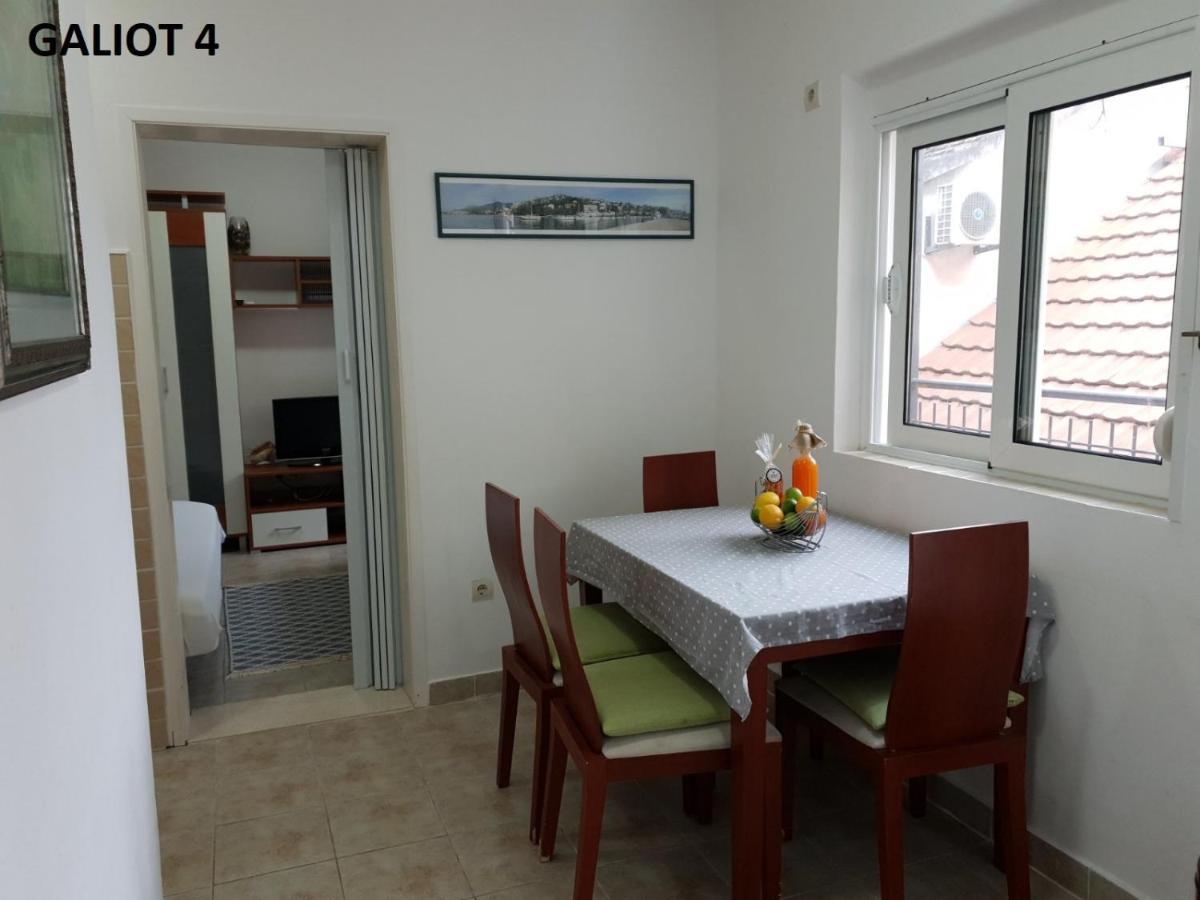 Apartmani Galiot Igalo Extérieur photo