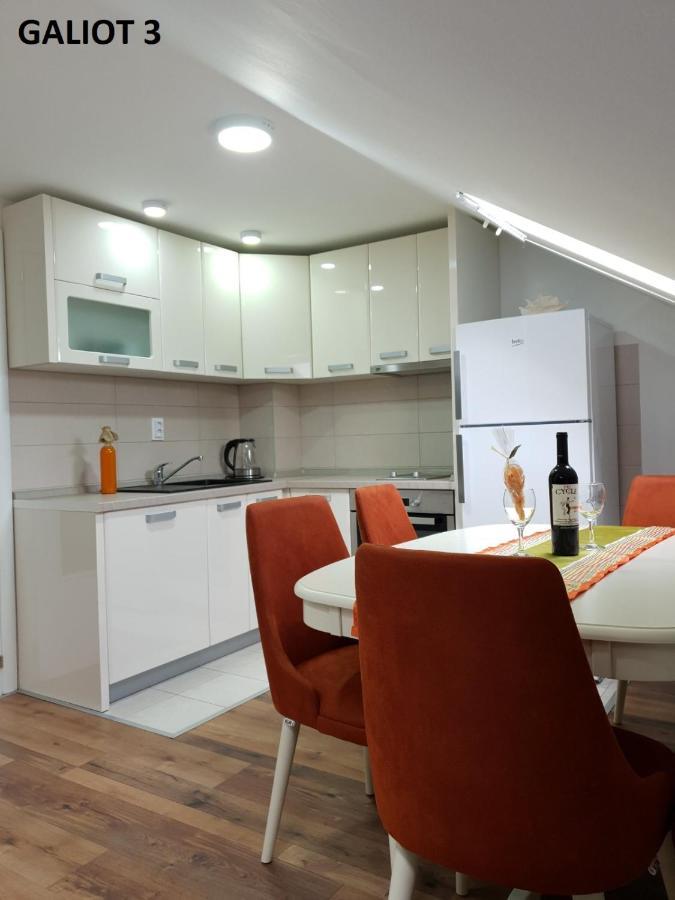 Apartmani Galiot Igalo Extérieur photo